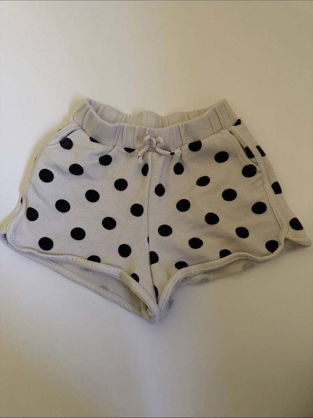 Zara Cream Polka Dot Drawstring Shorts girls size 4-5 EUC